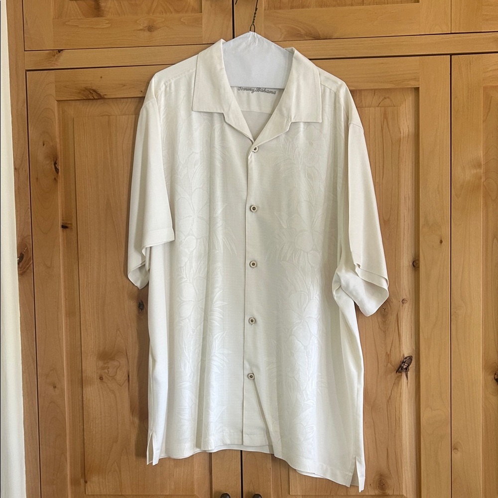Tommy Bahama Cream Short Sleeve Shirt